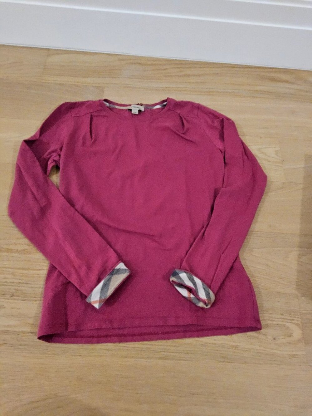 Burberry girls tshirt long sleeve pink size 14